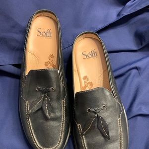 Ladies slip on loafer Softt brand NWOT